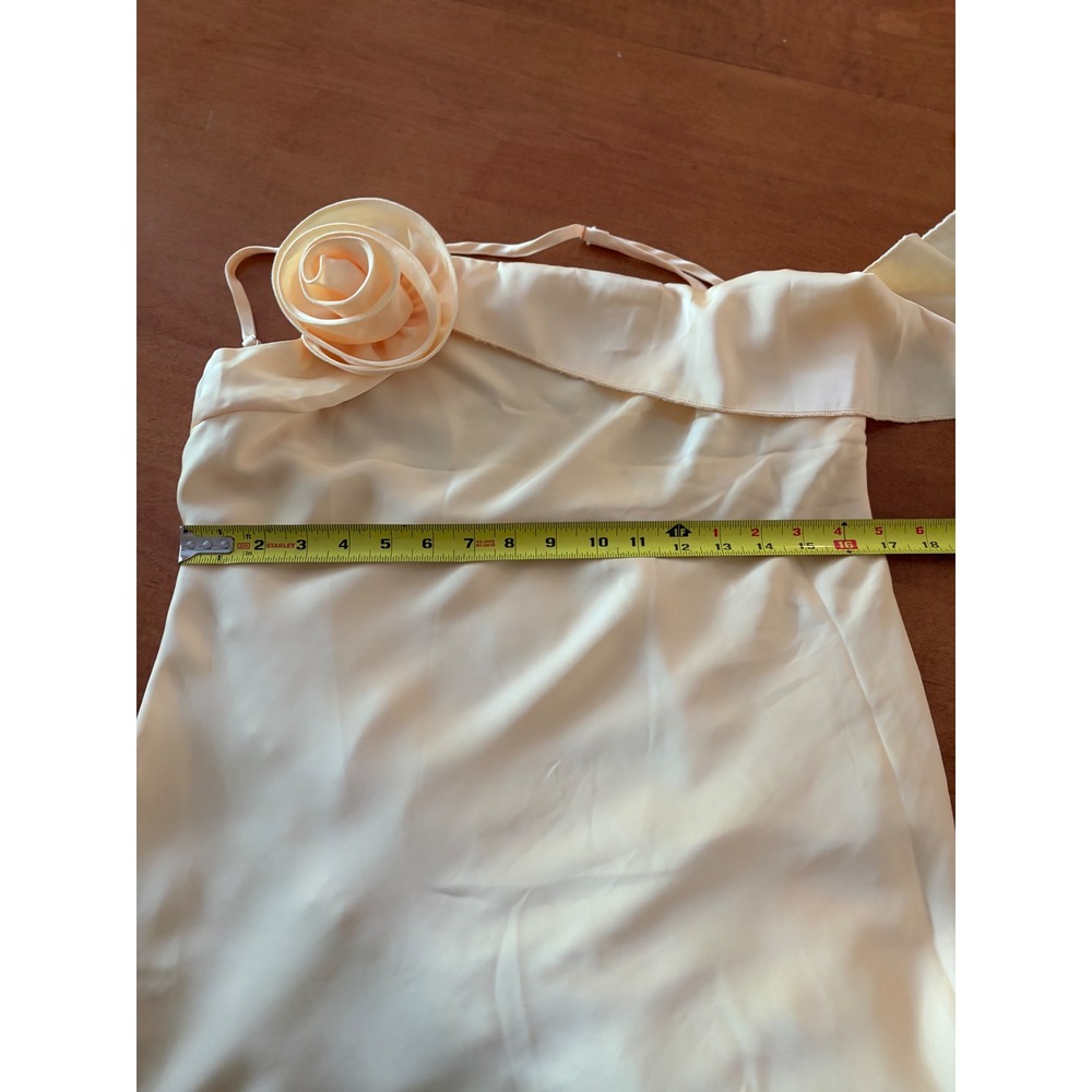 Petal & Pup Women One Shoulder Ruffle Maxi Dress Yellow Floral Rosette Size L - Picture 10 of 13